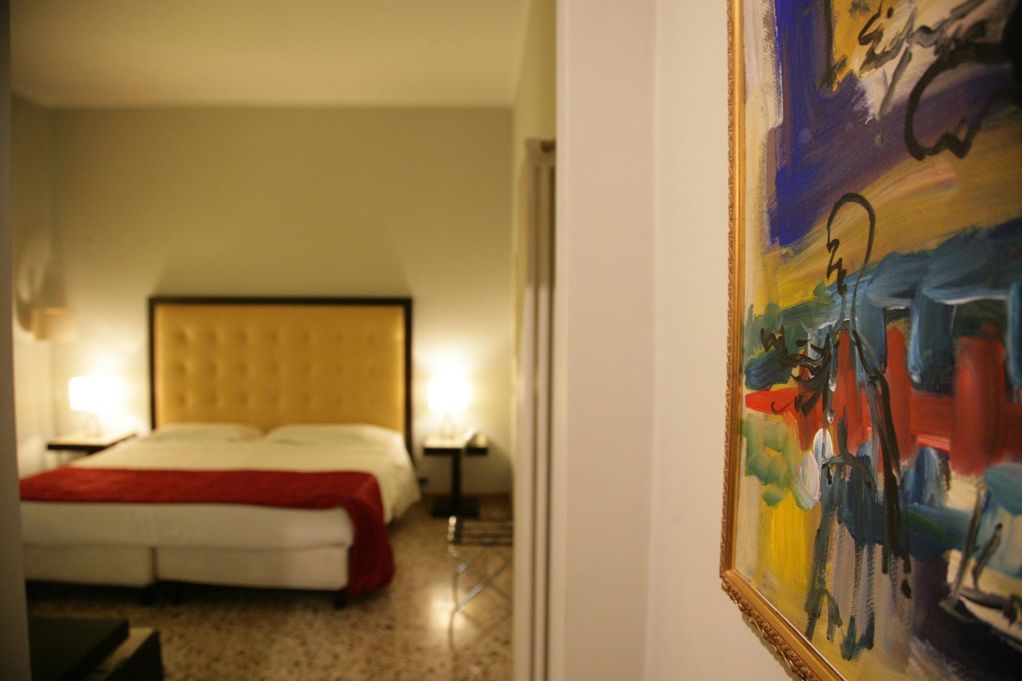 Hotel Piazza Marconi Кассино Экстерьер фото